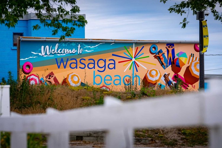 Wasaga-Beach-Mural-Sign